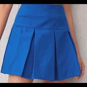 High rise pleated skirt